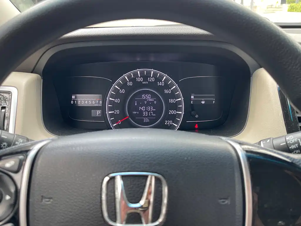 Honda Odyssey 2018 — фото 10