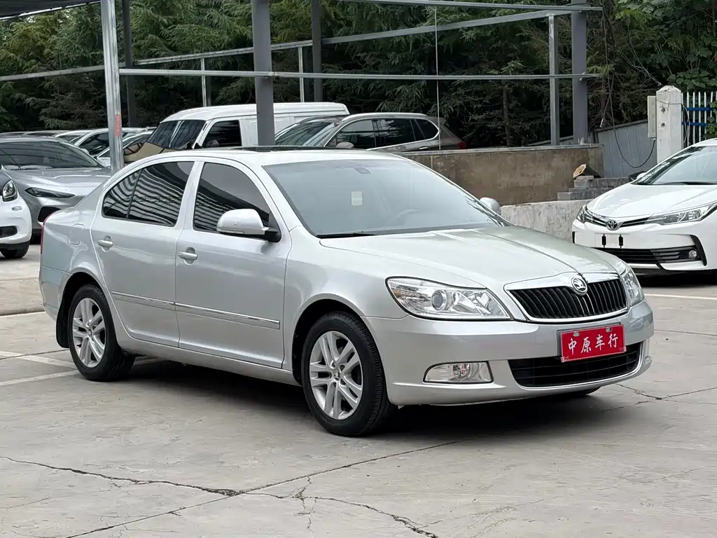 Skoda Octavia 2014 — фото 3