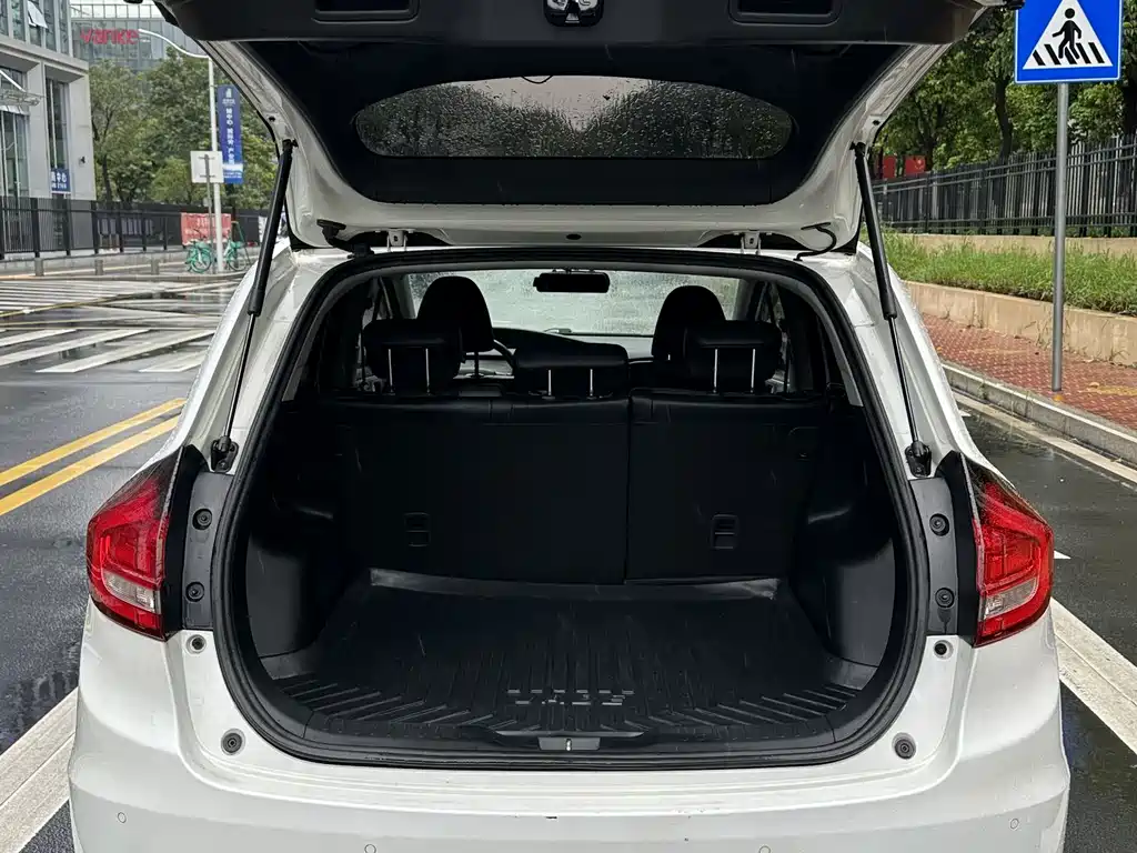 Honda Jade 2018 — фото 11
