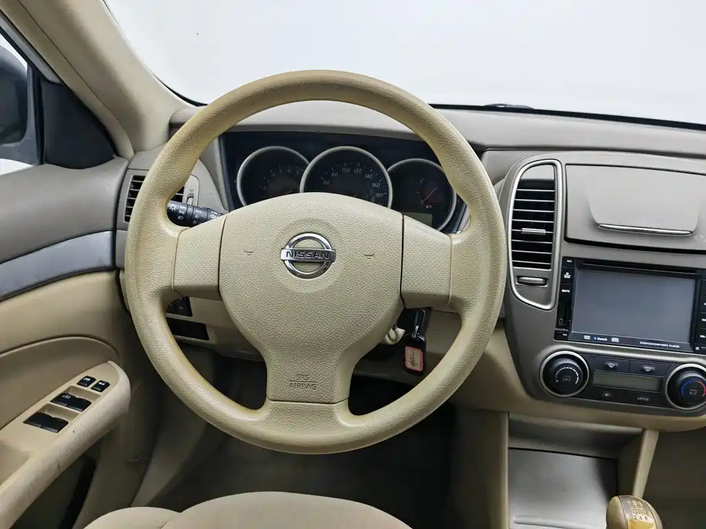 Nissan Sylphy 2014 — фото 11