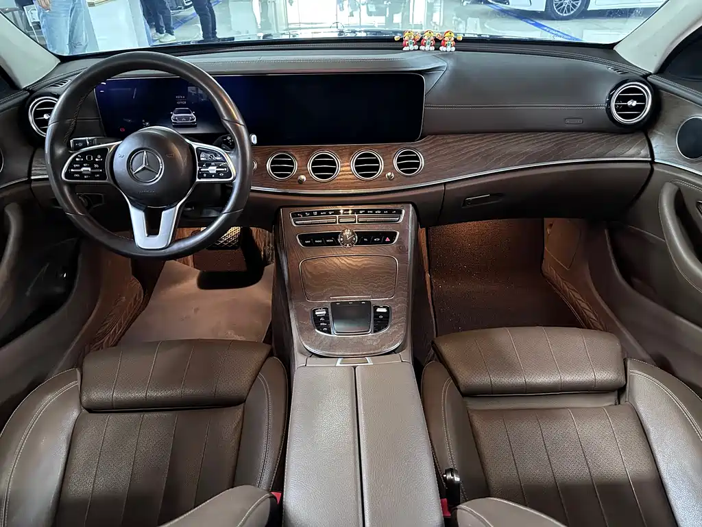 Mercedes-Benz E-Class 2019 — фото 4
