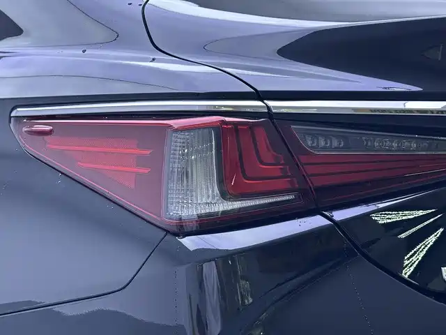 Lexus ES 2024 — фото 18
