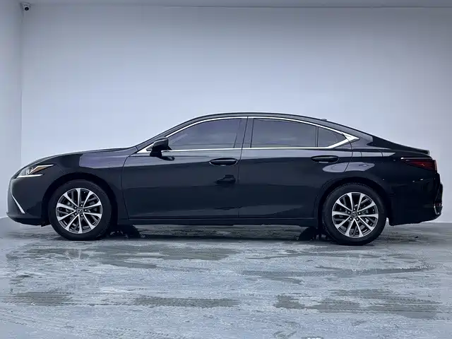 Lexus ES 2024 — фото 7