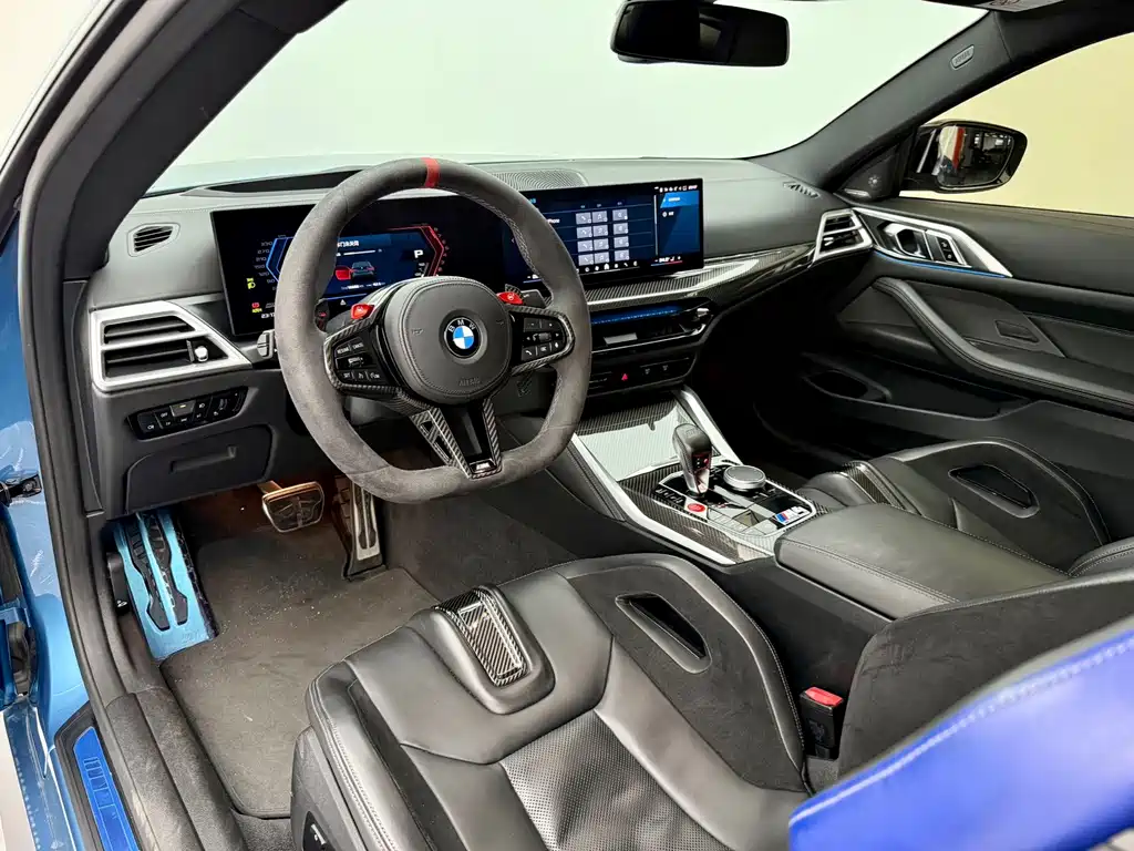BMW M4 2025 — фото 7