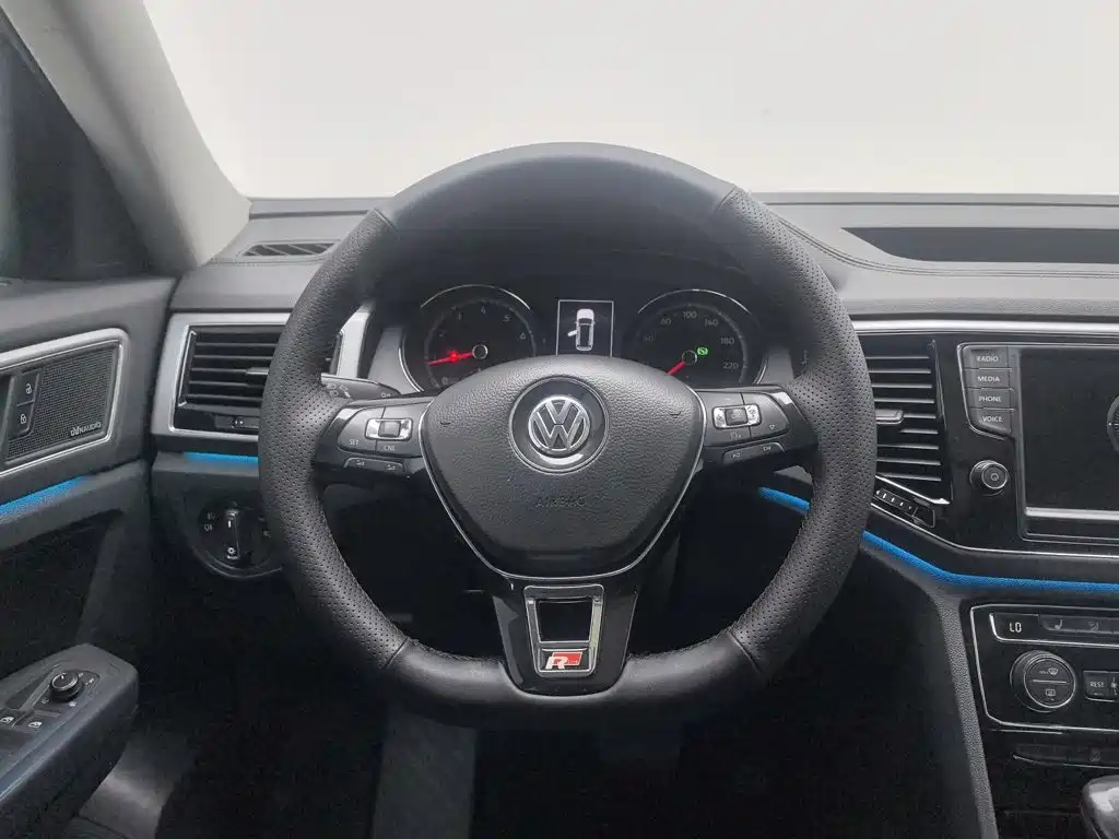 Volkswagen Teramont 2018 — фото 11