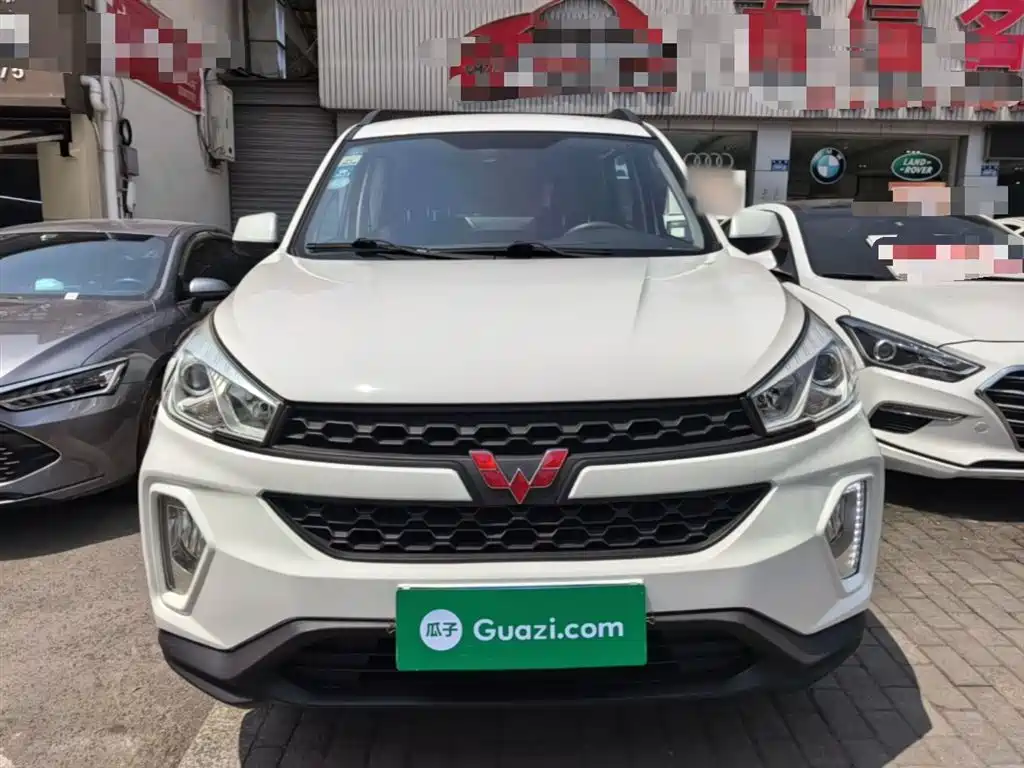 Wuling Hongguang S3 2018 — фото 3