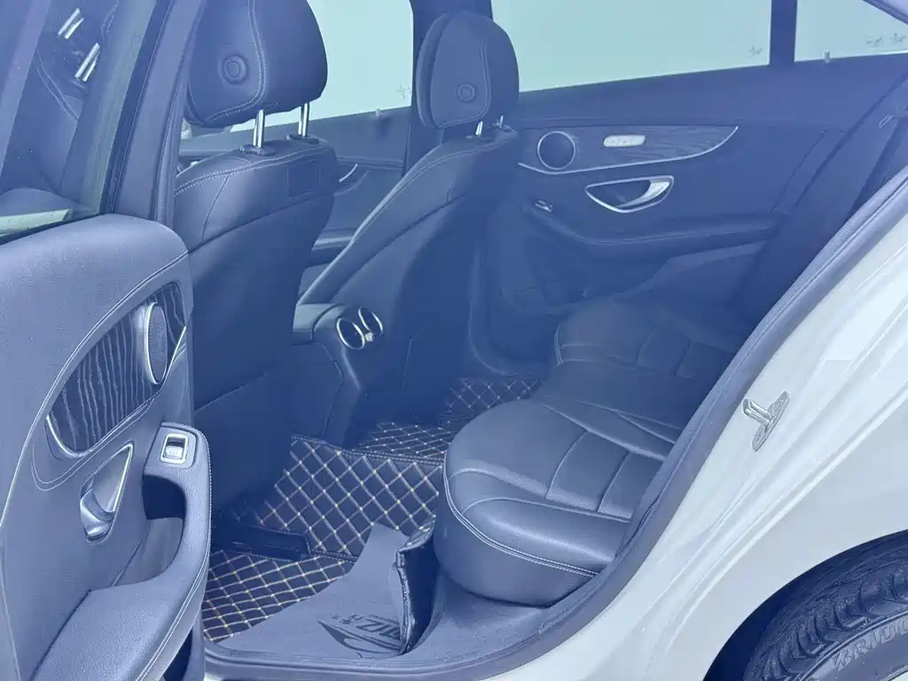 Mercedes-Benz C-Class 2017 — фото 10