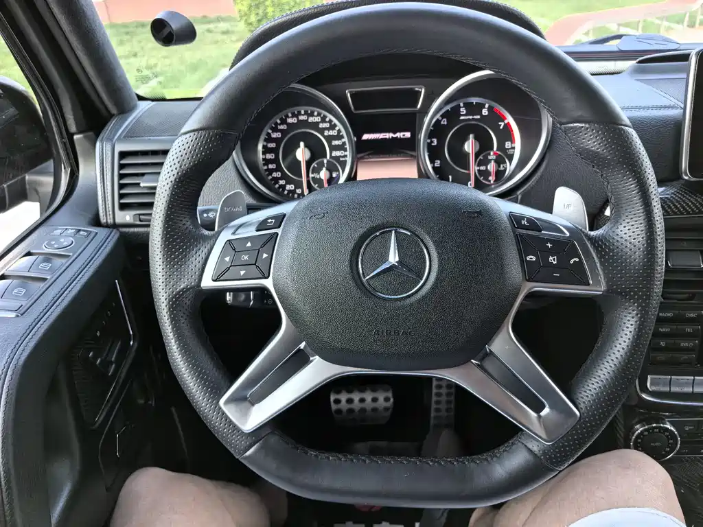 Mercedes-Benz G-Class AMG 2015 — фото 9