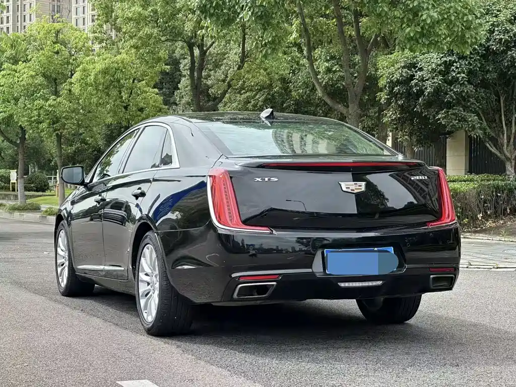 Cadillac XTS 2019 — фото 6
