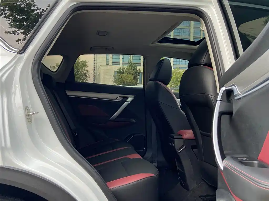 Geely Binyue 2022
