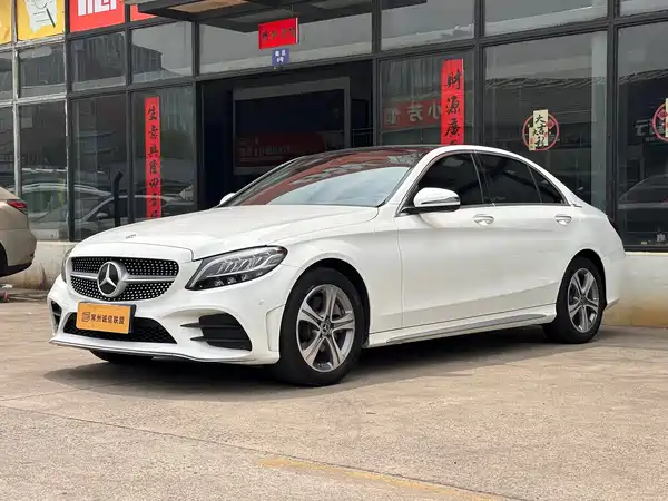 Mercedes-Benz C-Class 2021