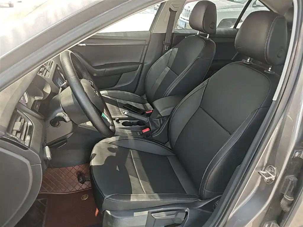 Skoda Octavia 2022 — фото 15