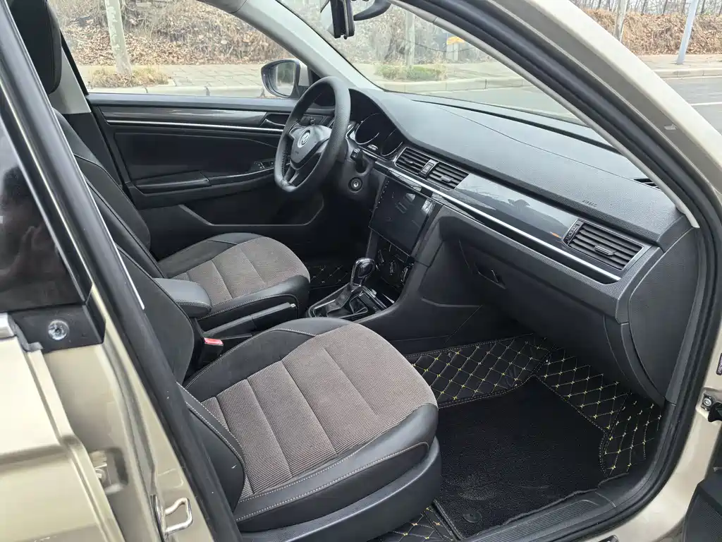 Volkswagen C-Trek 2017 — фото 12