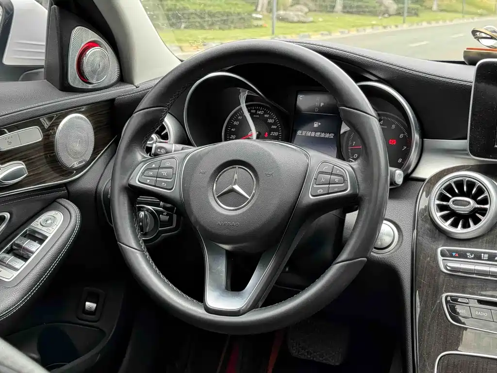 Mercedes-Benz C-Class 2018 — фото 15