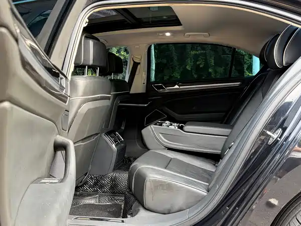 Volkswagen Phideon 2018