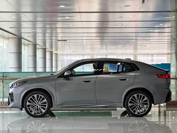 BMW X2 2024