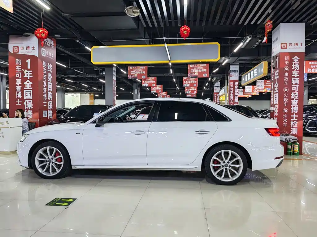 Audi A4L 2019 — фото 14