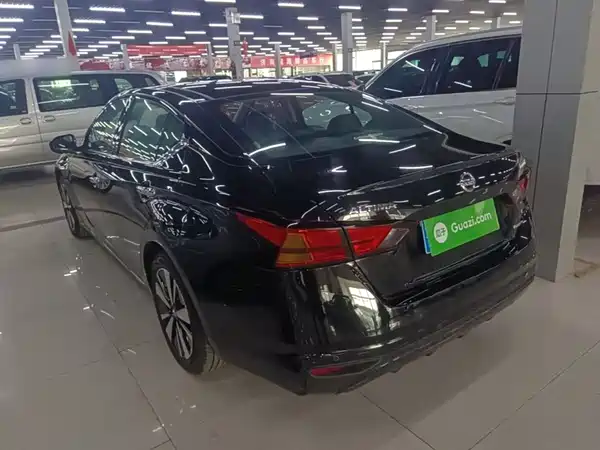 Nissan Teana 2026