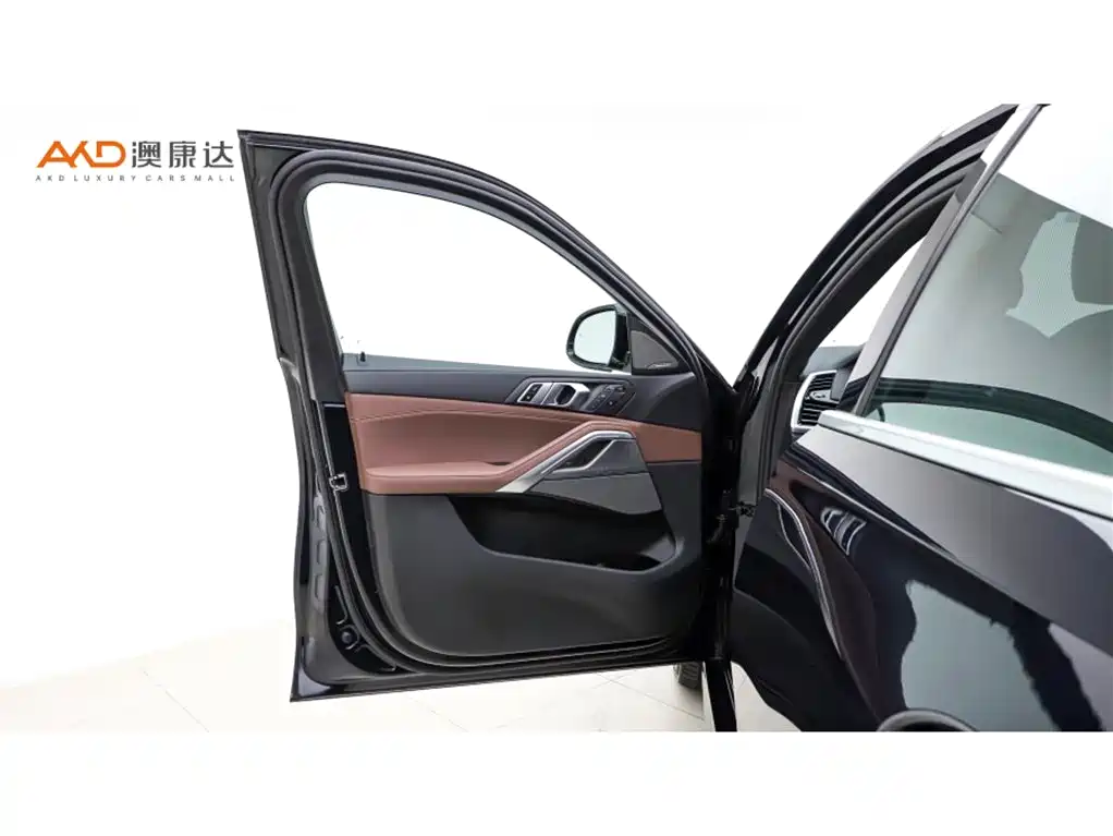BMW X6 2021 — фото 10