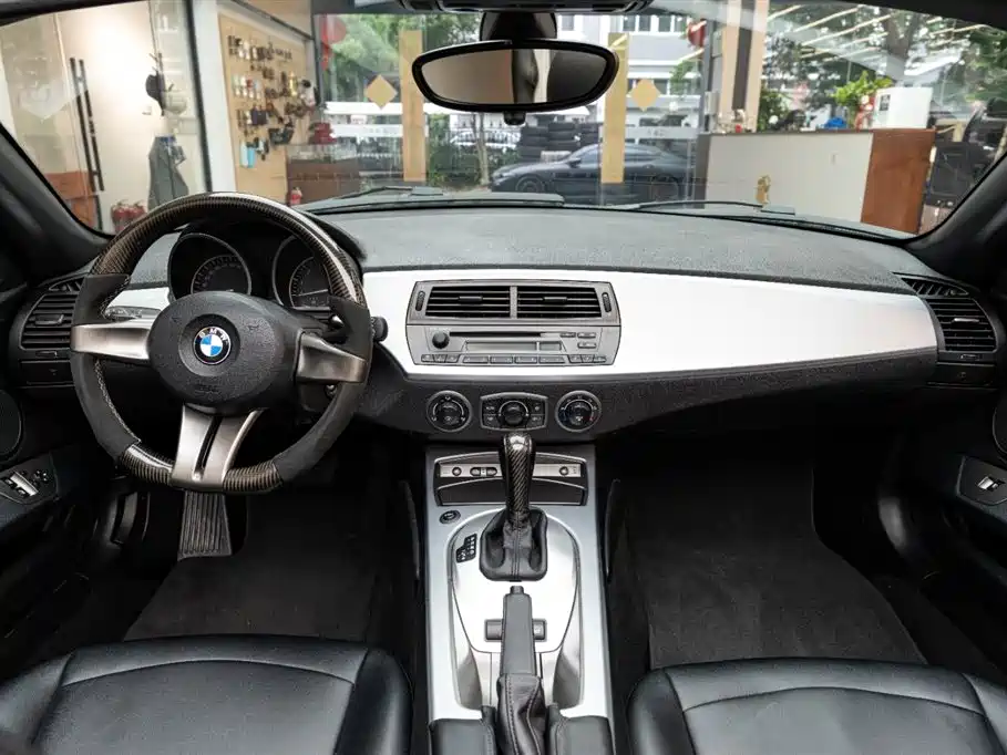 BMW Z4 2003 — фото 15