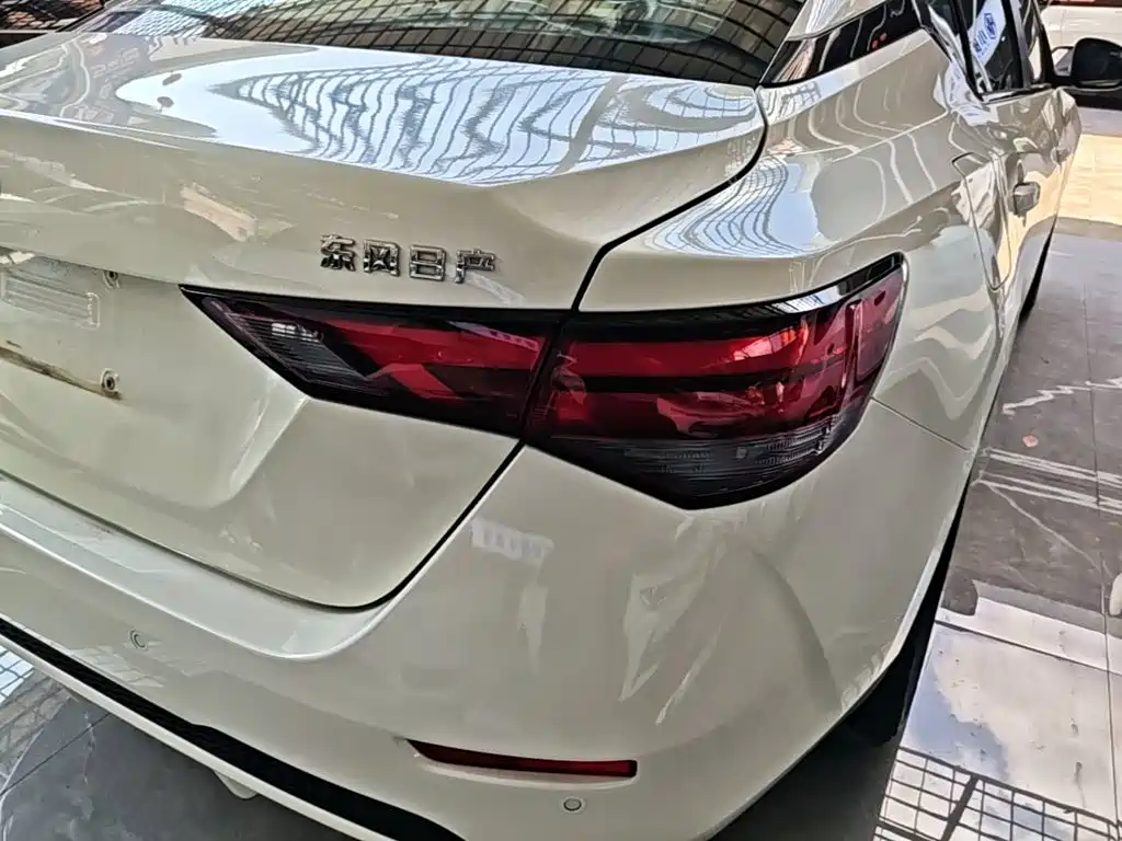 Nissan Sylphy 2022 — фото 8