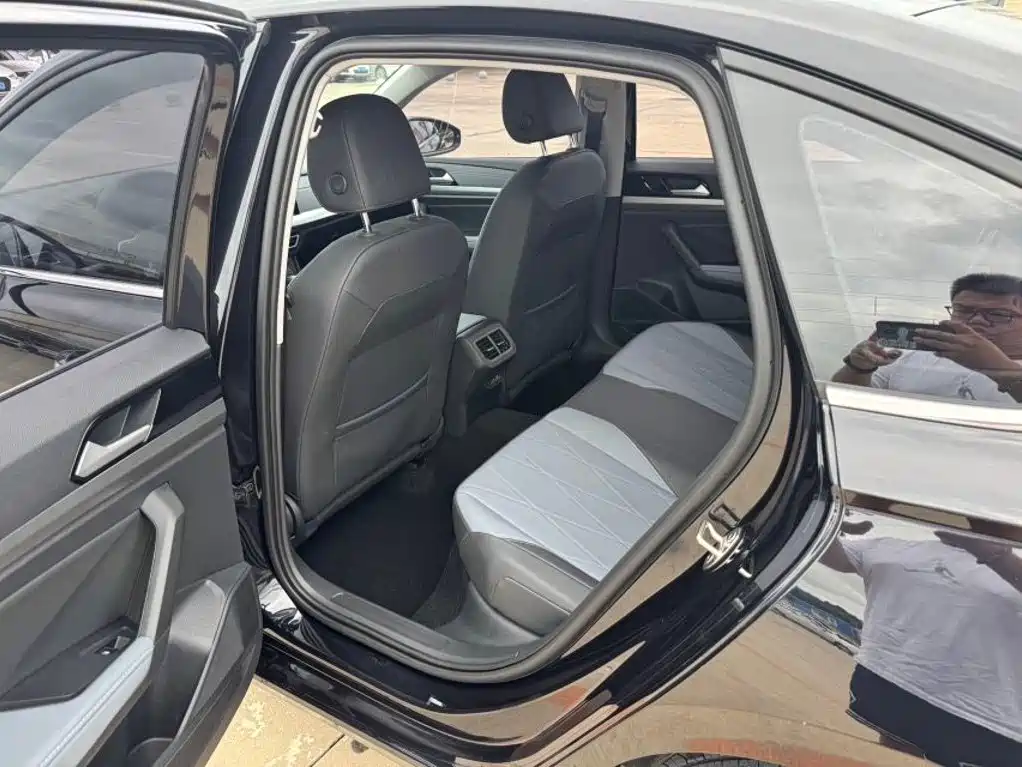 Volkswagen Lavida 2022