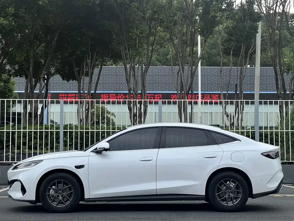 BYD Seal 06 2025