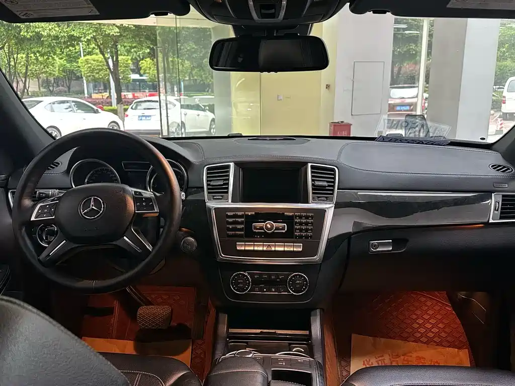 Mercedes-Benz GL-Class 2015 — фото 6