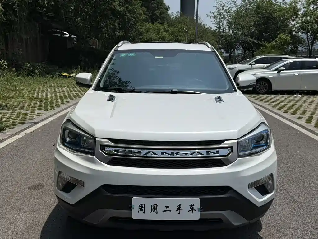 Changan CS75 2017 — фото 2