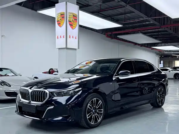 BMW 5 Series 2024
