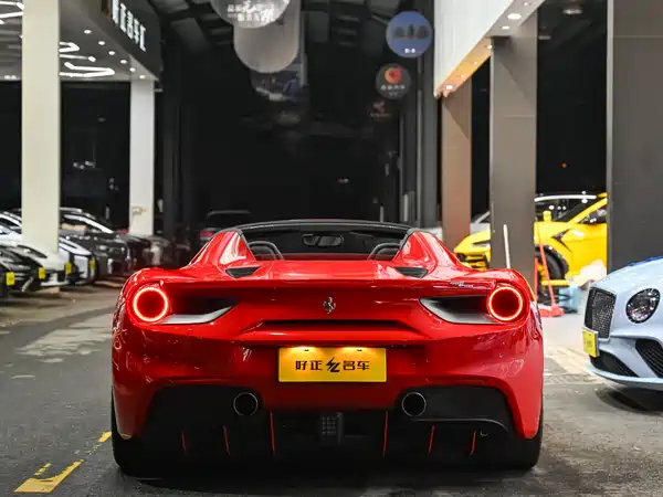 Ferrari 488 2018