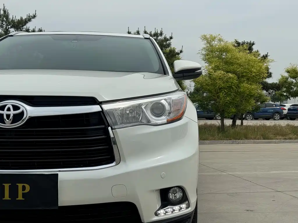 Toyota Highlander 2016 — фото 4