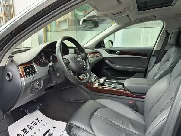 Audi A8 2012