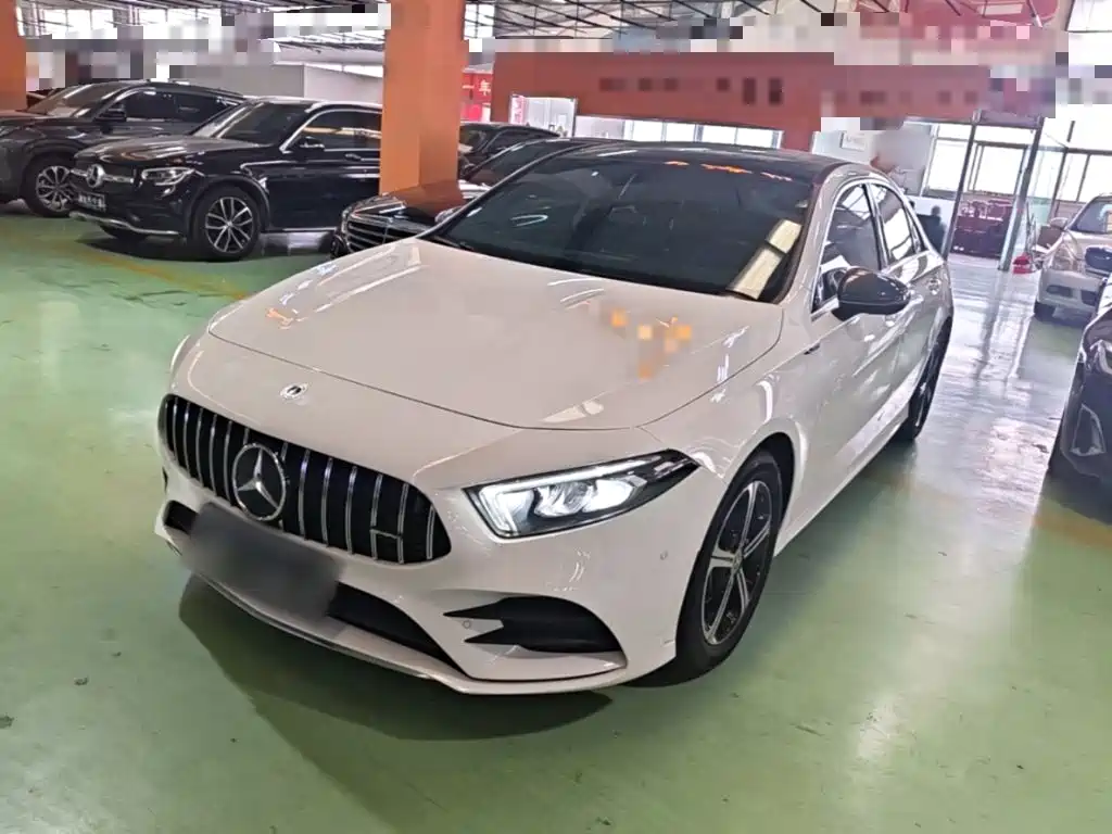 Mercedes-Benz A-Class 2022 — фото 2