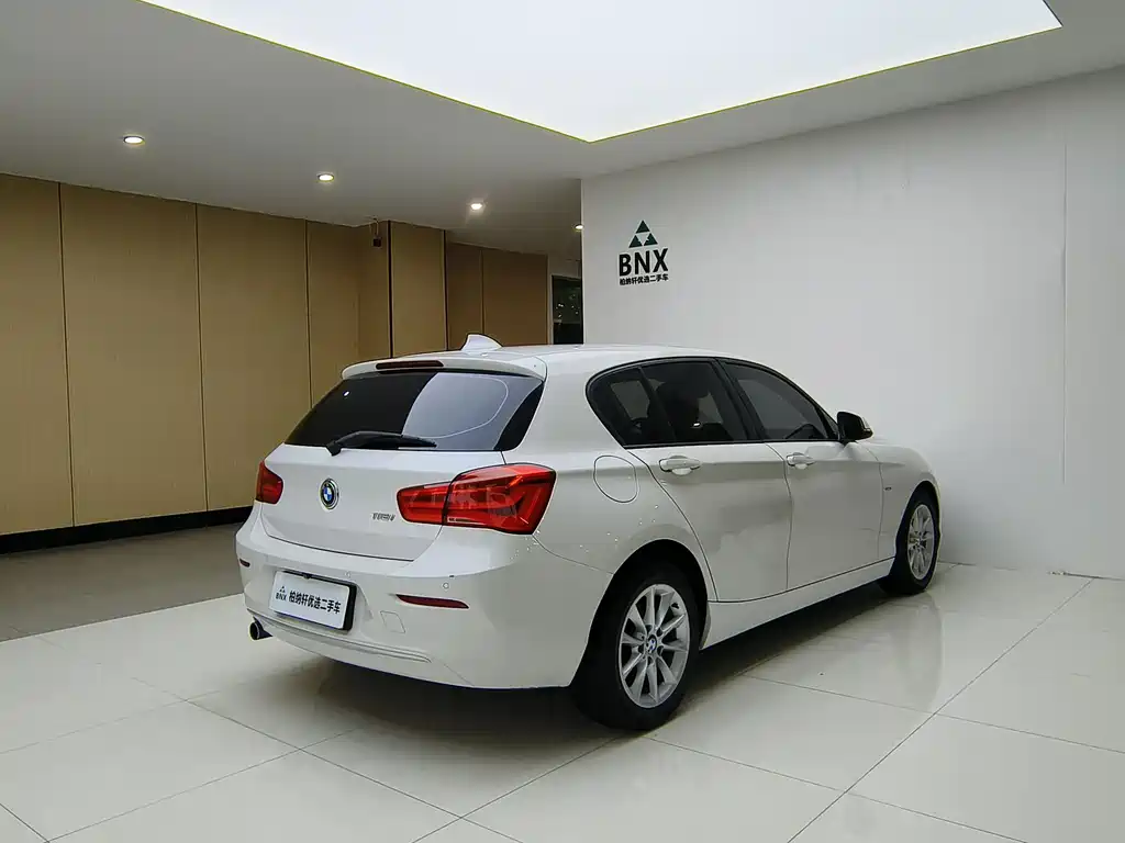 BMW 1 Series 2016 — фото 2