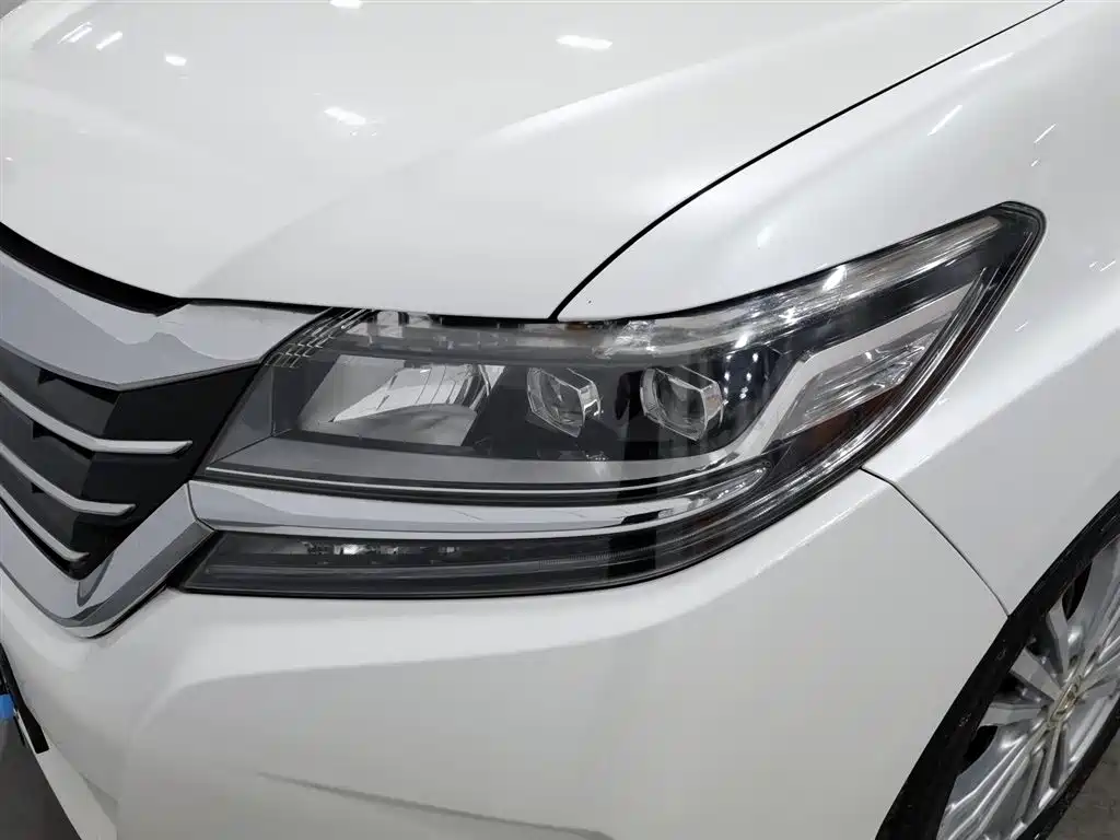 Honda Elysion 2018 — фото 7