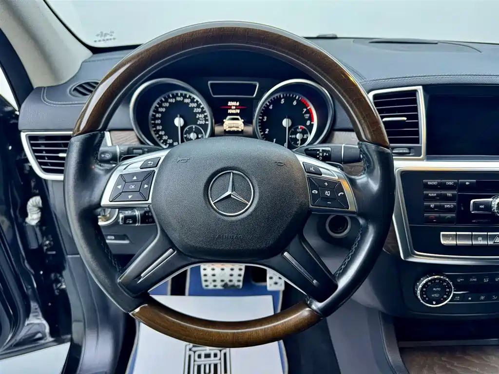 Brabus  2020 — фото 12