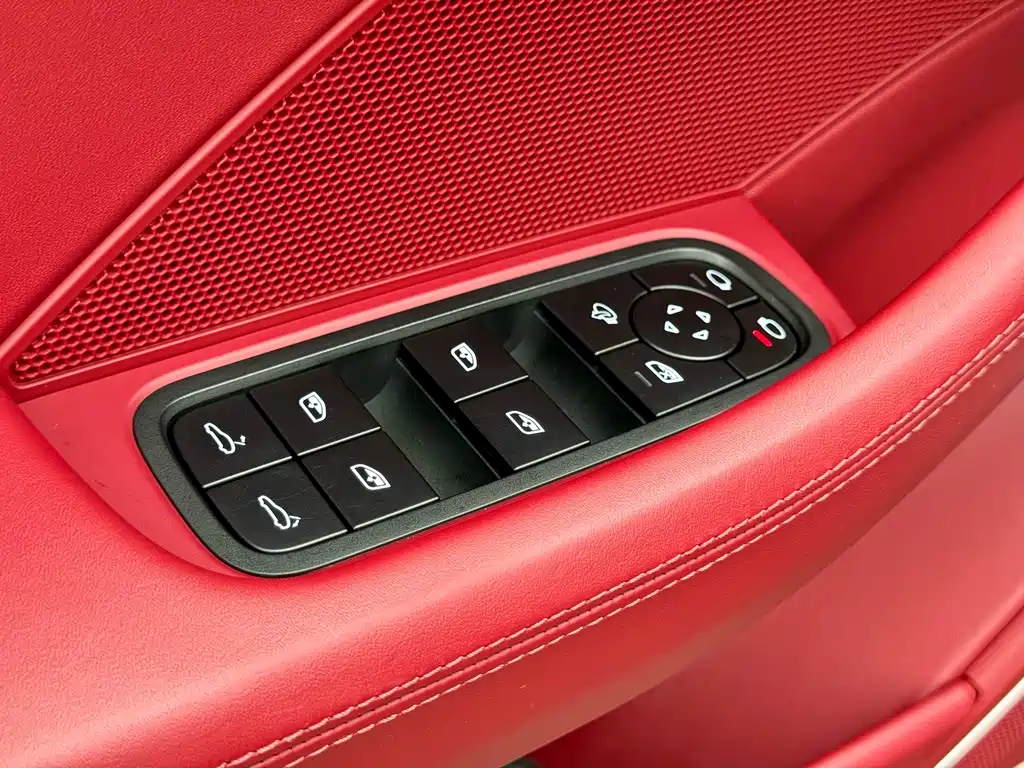 Porsche Panamera 2022 — фото 13