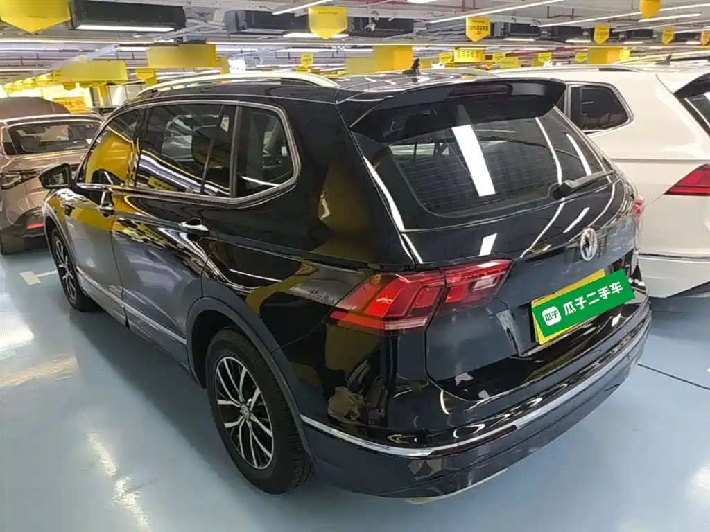 Volkswagen Tiguan L New Energy 2020 — фото 5