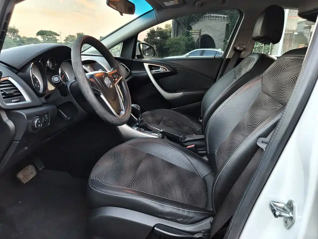 Buick Excelle 2015