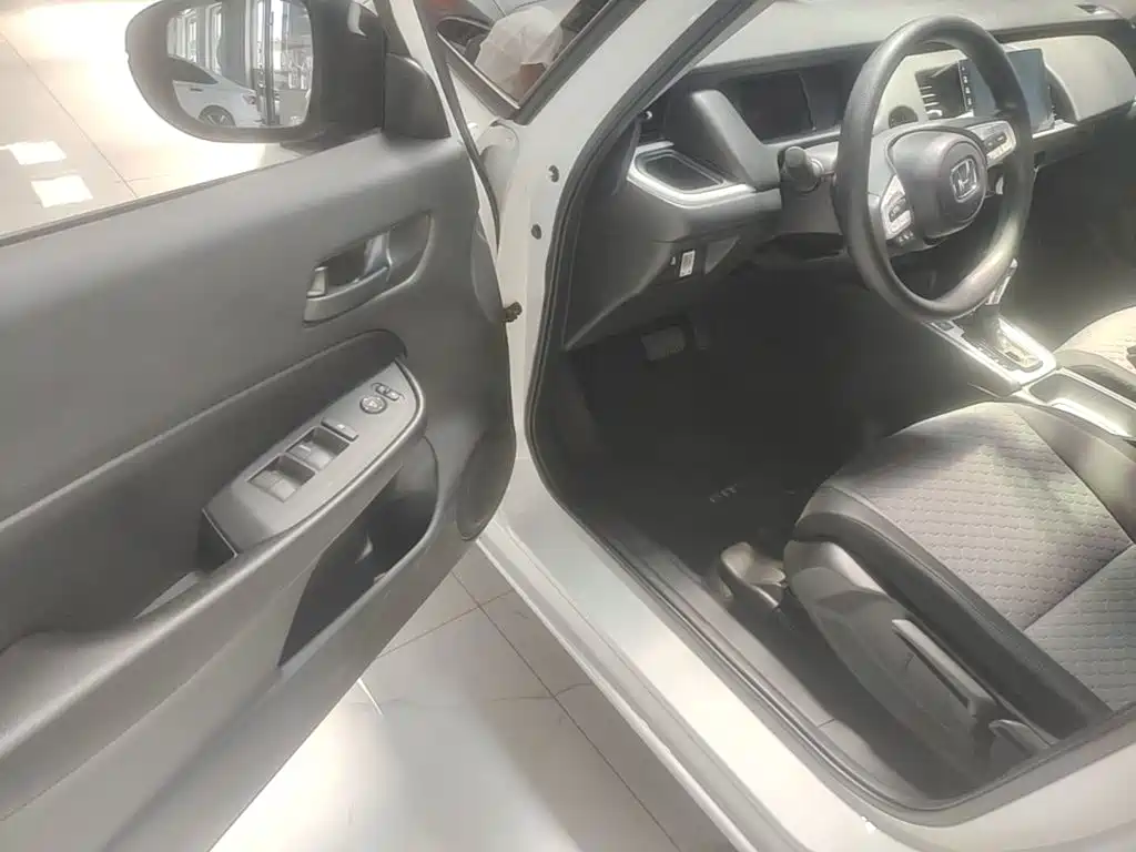 Honda Fit 2024 — фото 16