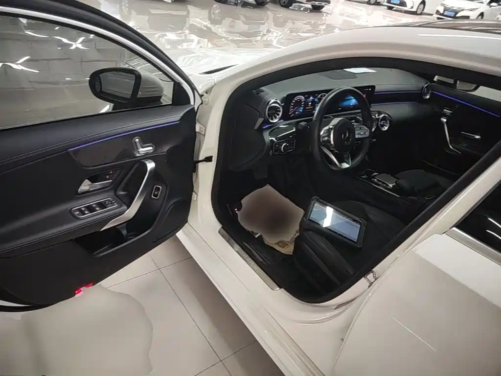 Mercedes-Benz A-Class 2021 — фото 16