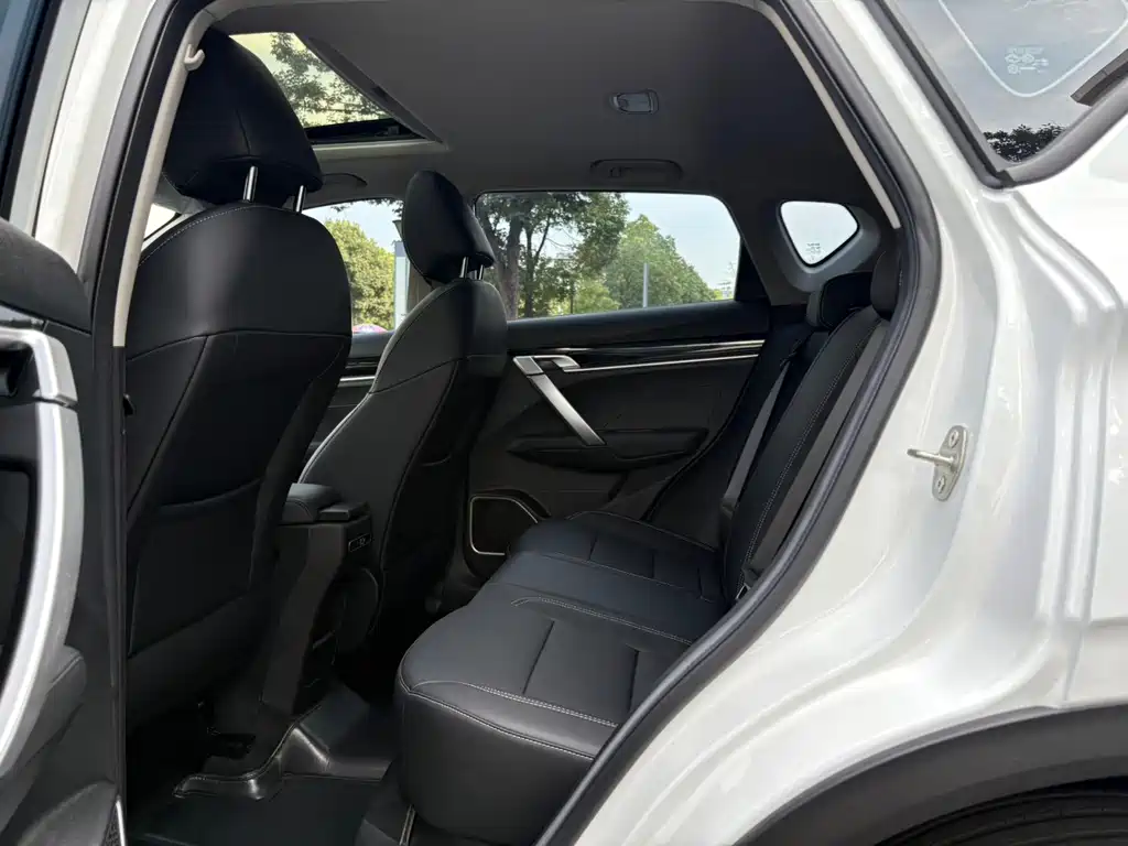Geely Binyue 2025
