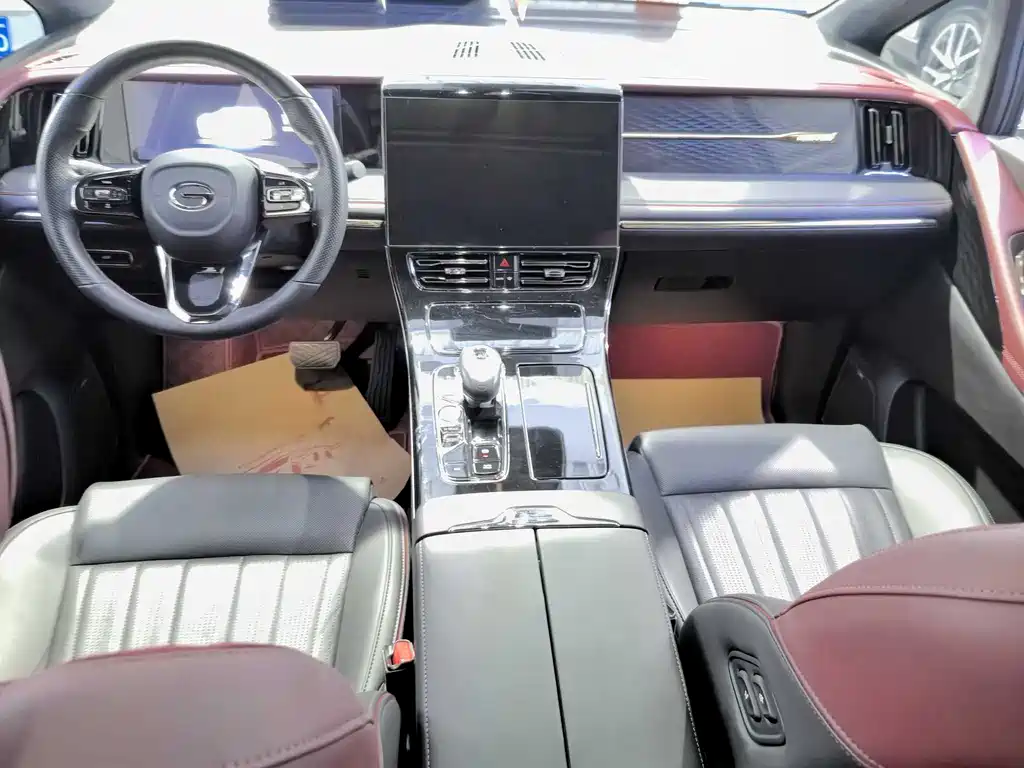 GAC Motor Trumpchi M8 2023 — фото 7