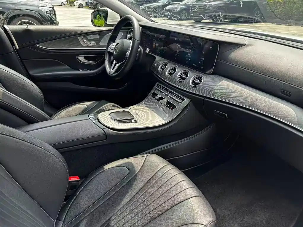 Mercedes-Benz CLS 2021 — фото 16