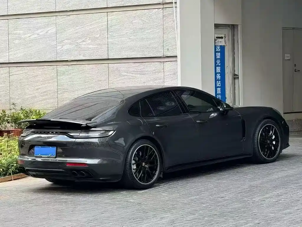 Porsche Panamera 2021 — фото 9