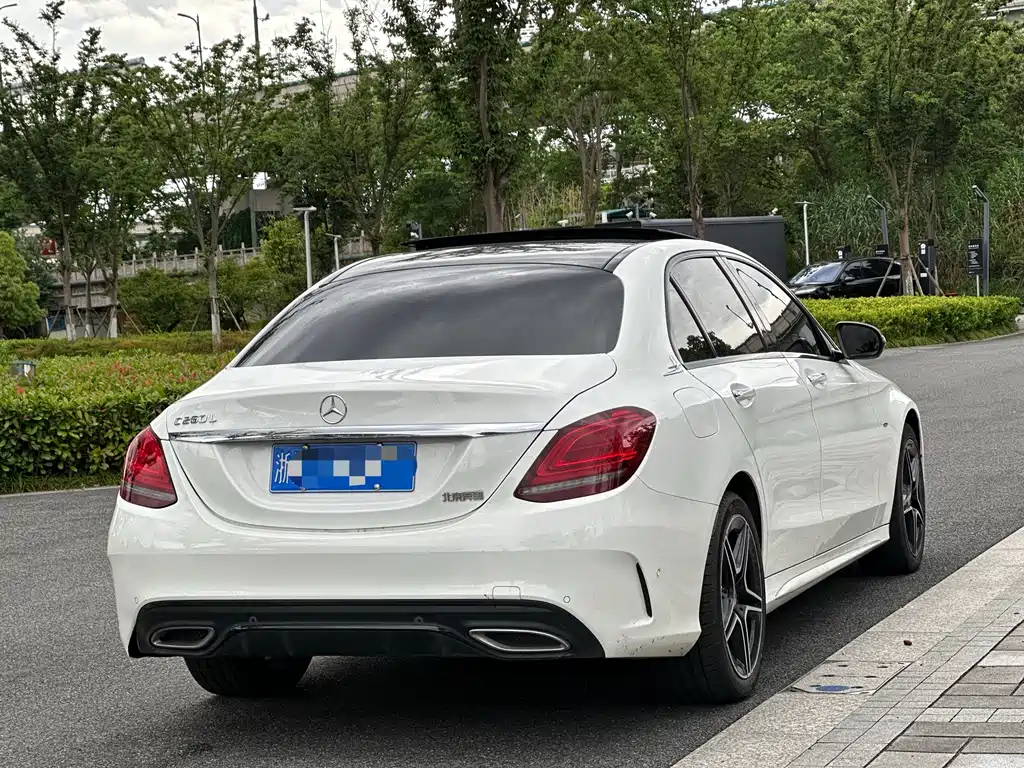 Mercedes-Benz C-Class 2021