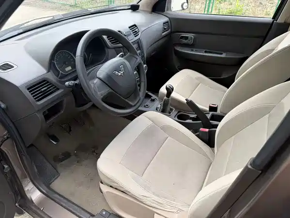 Wuling Hongguang 2016