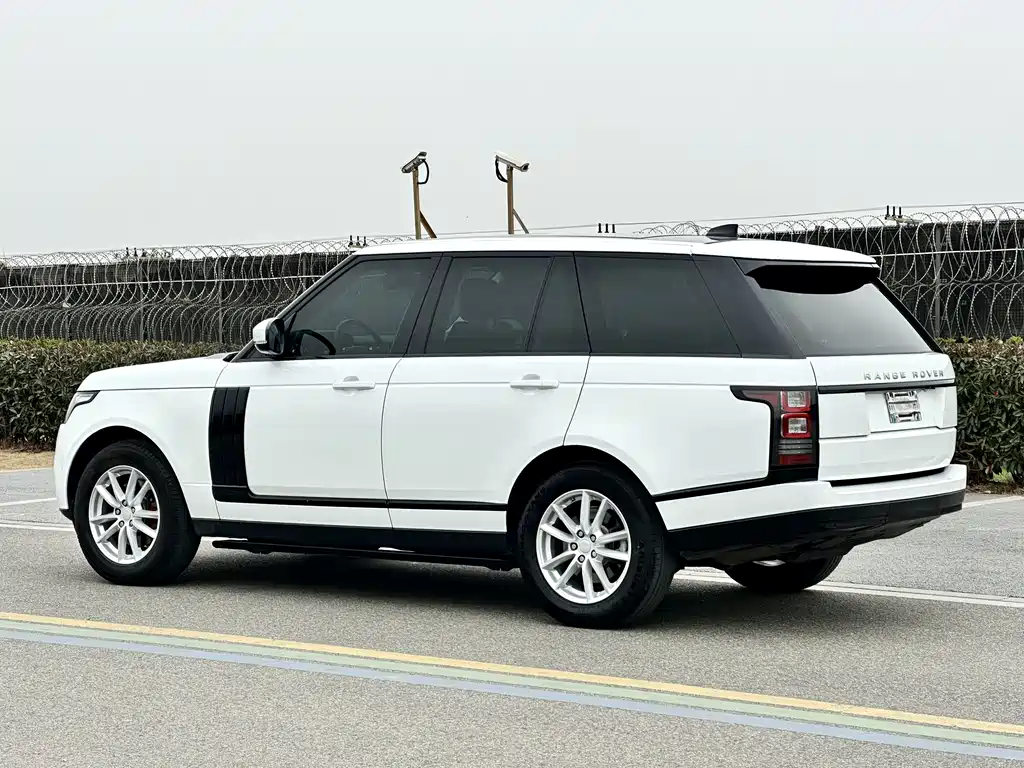 Land Rover Range Rover 2015 — фото 4