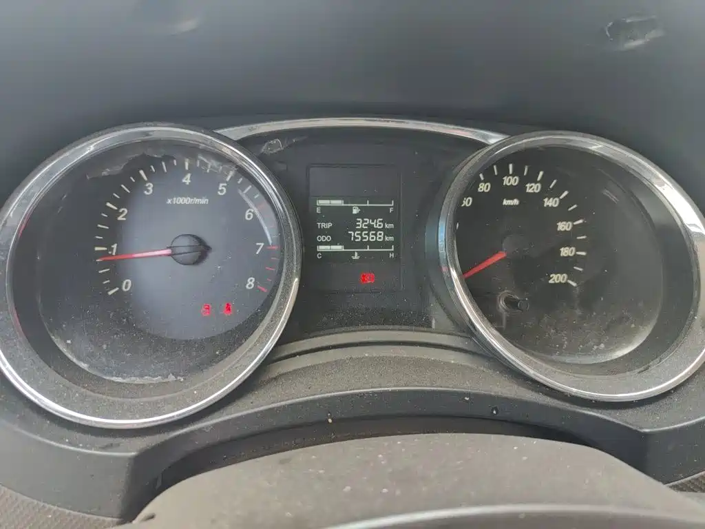 Wuling Hongguang 2015